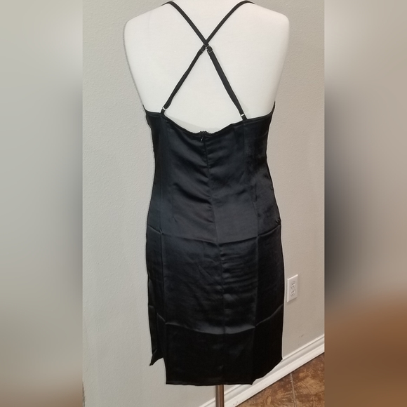 Mini Dress Satin Capuffy Spaghetti Strap BLACK women’s SIZE 4-6 NWT - Picture 2 of 3